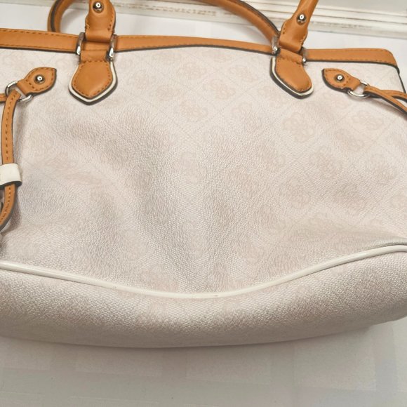 Tignanello leather handbag - Picture 9 of 9